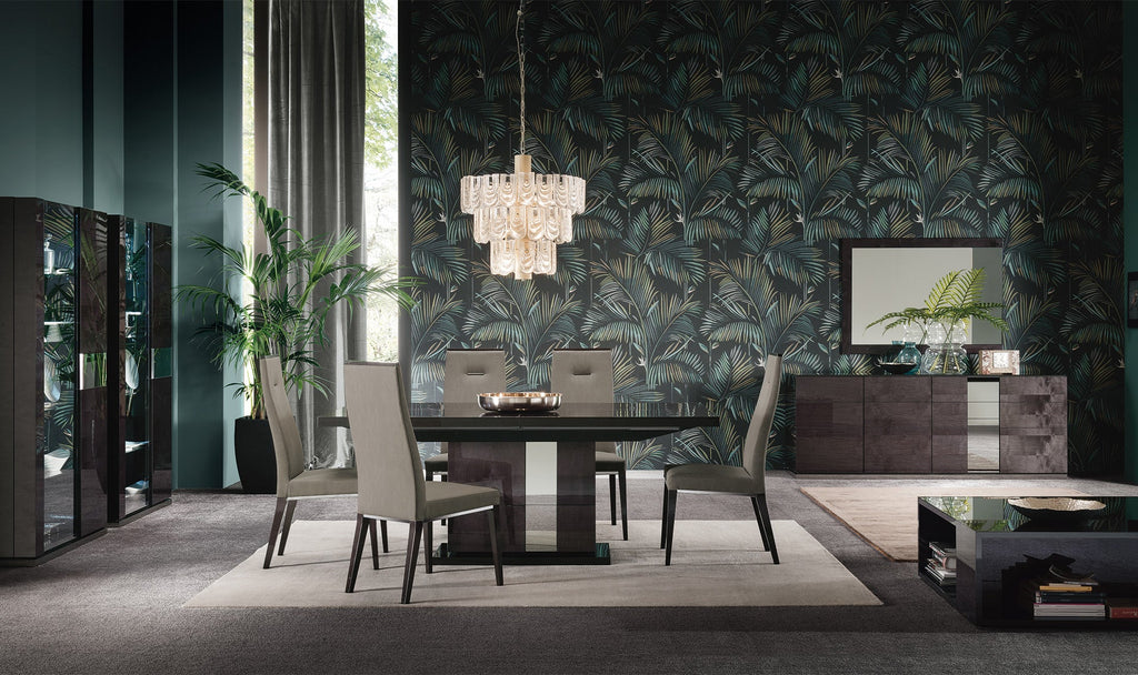 Heritage Dining Room Suite Dining Table & Chairs