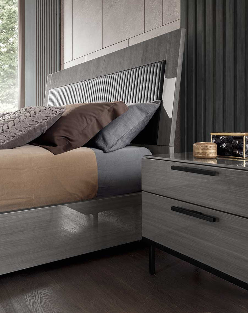 Novocento Bedroom Suite Pedestals
